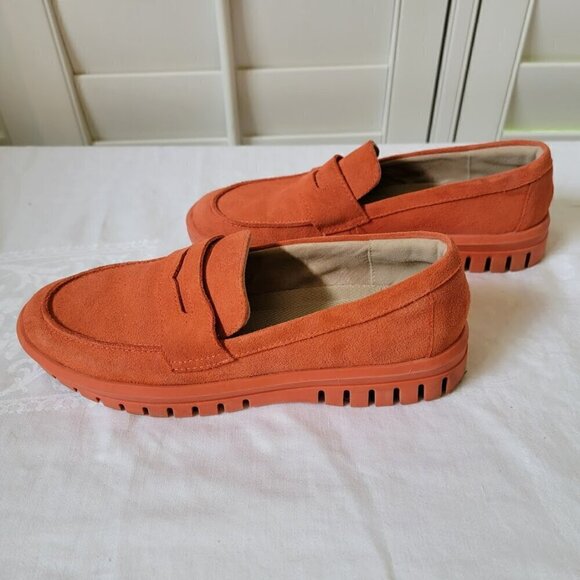 Blondo Waterproof Orange Suede Loafers - Size 7M - Picture 5 of 10